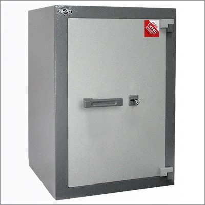 Сейф Рипост BMI 010 T